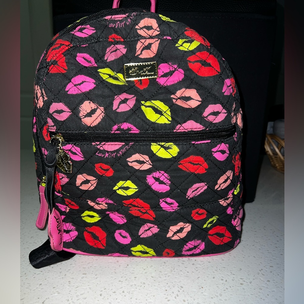 Betsey Johnson mini back bag